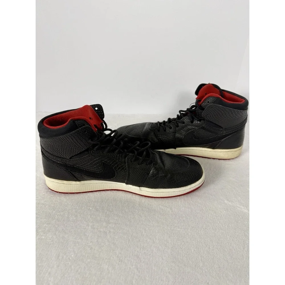 Nike Air Jordan 1 Retro Snakeskin Black‎ Red  819176-001 Men's Size 11
